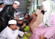 Galakkan Tradisi Anak Membasuh Kaki Orang Tua, Upaya Pemkab Tanbu Lahirkan Anak Bakti