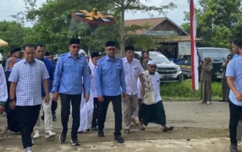 Diiringi Musik Burdah, ARB Daftar ke KPU Tanbu, Ada Potensi Lawan Kotak Kosong