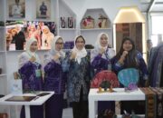Tenun Pagatan dan Sasirangan Pulau Burung Warnai Stand Tanah Bumbu di Bamara Fair 2025