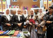 Tanah Bumbu Promosikan Kain Tenun Pagatan dan Sasirangan di INACRAFT 2025