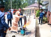 Pertemuan Rutin DWP Tanah Bumbu Diwarnai Edukasi Pencegahan Kebakaran